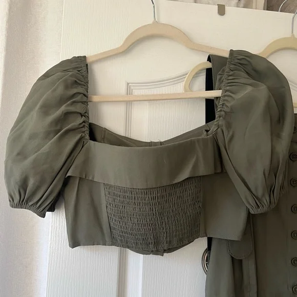 Backyard Roses Green Two-piece Set - Picture 4 of 6